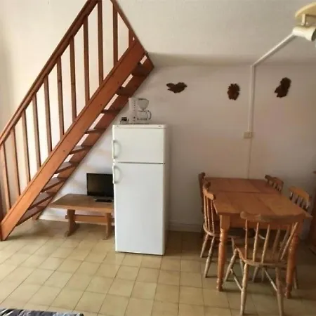 2 Pieces+mezzanine, 6 Couchages, Parking, Face - Fr-1-81-350 * Leucate